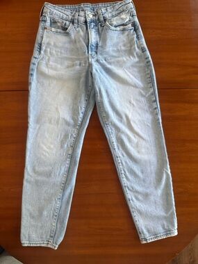 Old Navy OG Straight Jeans Women’s 4 Light Wash Distressed Ankle Jeans 28x26